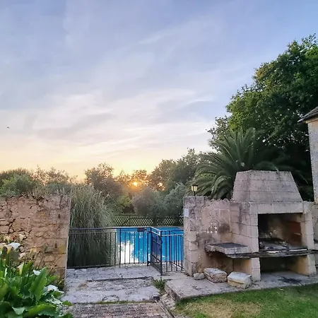 8-zimmer-schloss Mit Pool Und Eigenem Park By Interhome