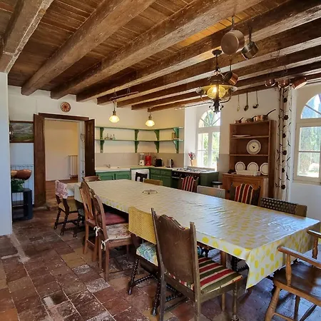 8-zimmer-schloss Mit Pool Und Eigenem Park By Interhome Semesterbostad *