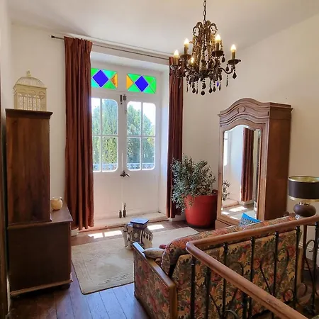 8-zimmer-schloss Mit Pool Und Eigenem Park By Interhome Saint-Just-Luzac