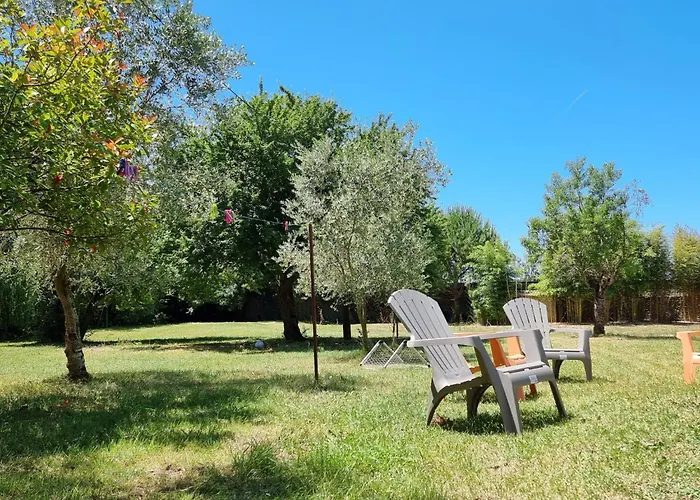 8-zimmer-schloss Mit Pool Und Eigenem Park By Interhome * Saint-Just-Luzac