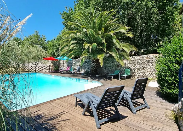 Casa vacanze 8-zimmer-schloss Mit Pool Und Eigenem Park By Interhome Saint-Just-Luzac